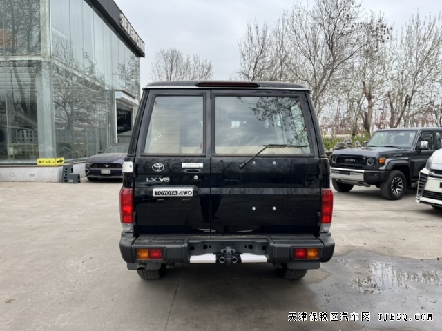 最具情懷的24款自動(dòng)擋豐田酷路澤LC76 4.0L港口現(xiàn)車最新行情