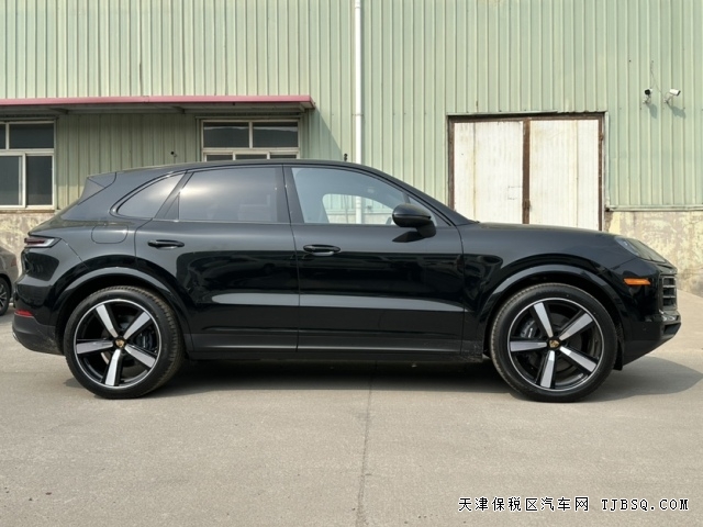 平行進(jìn)口2024款保時(shí)捷卡宴Cayenne3.0T高配港口現(xiàn)車可分期