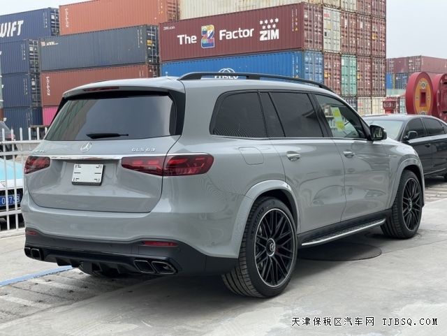 百公里加速4.4秒2024款奔馳AMG GLS63八缸加持西裝暴徒