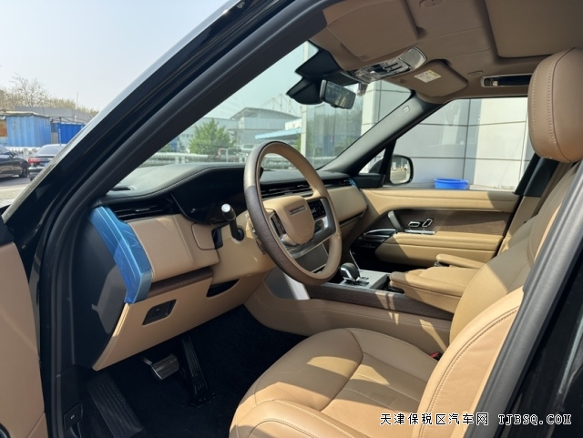 2024款路虎攬勝創(chuàng)世加長4.4T1700瓦高級音響港口現(xiàn)車可分期