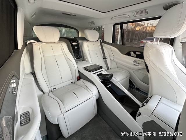 平行進口邁巴赫GLS600商務(wù)四座雙拼外觀定位超豪華標(biāo)桿
