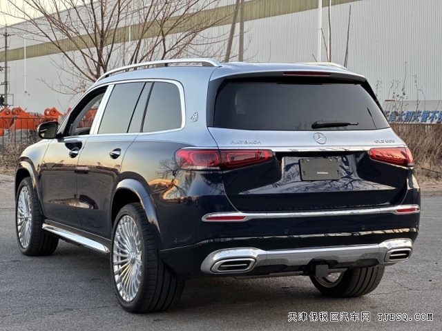 平行進口邁巴赫GLS600商務(wù)四座雙拼外觀定位超豪華標(biāo)桿