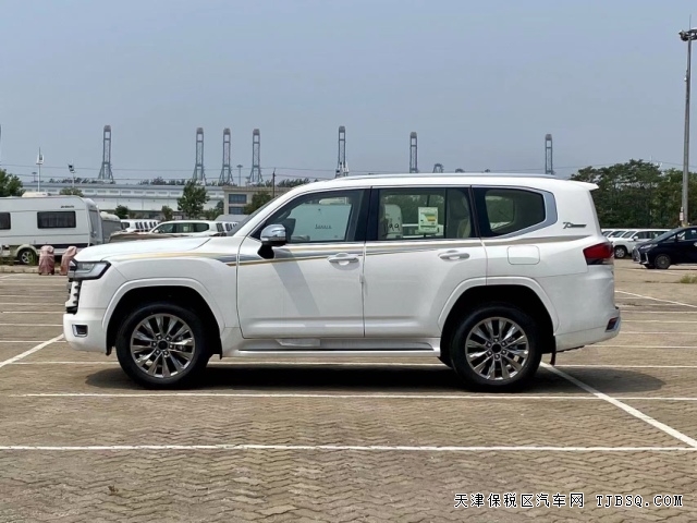 庫(kù)存中東版豐田L(fēng)C300酷路澤3.5T高配VXR版港口賠錢甩賣中