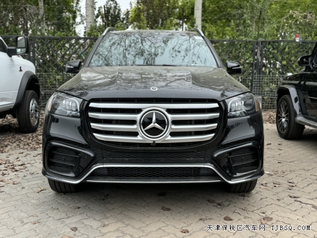 24款美規(guī)奔馳GLS450七座AMG包最具性價比的配置港口現(xiàn)車