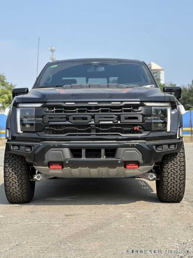 24款美規(guī)福特猛禽R版Raptor 5.2T機(jī)械增壓港口國六現(xiàn)車