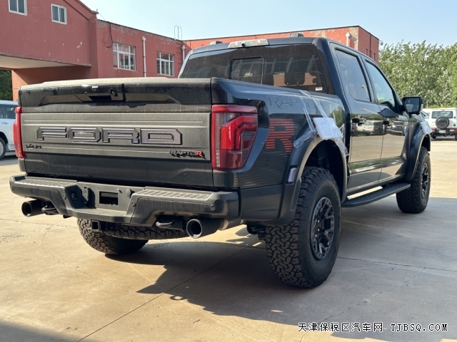 24款美規(guī)福特猛禽R版Raptor 5.2T機(jī)械增壓港口國六現(xiàn)車