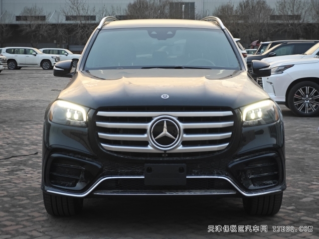 奔馳旗艦SUV24款奔馳GLS450美規(guī)加版車型港口現(xiàn)車