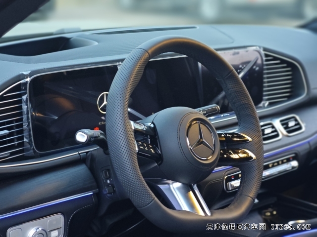 奔馳旗艦SUV24款奔馳GLS450美規(guī)加版車型港口現(xiàn)車