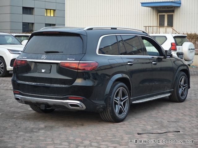 奔馳旗艦SUV24款奔馳GLS450美規(guī)加版車型港口現(xiàn)車