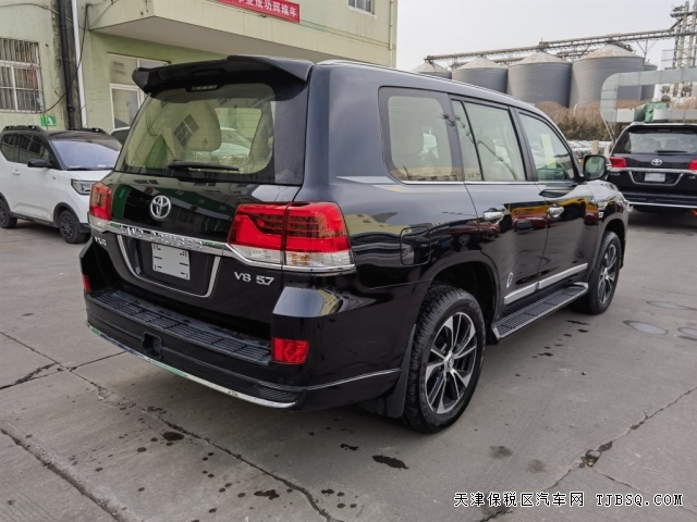 中東版豐田酷路澤5700 21款 VXR GT套件國六B保稅區(qū)現(xiàn)車