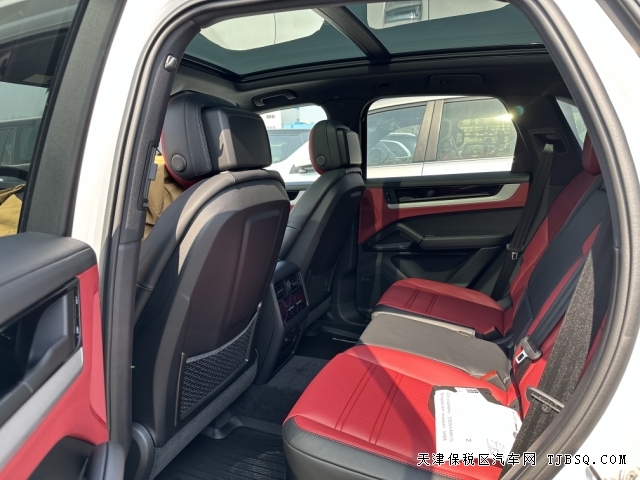 美規(guī)版24款保時捷卡宴Cayenne3.0T國六實車到港配置講解