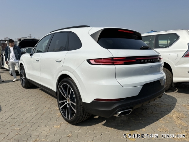 美規(guī)版24款保時捷卡宴Cayenne3.0T國六實車到港配置講解