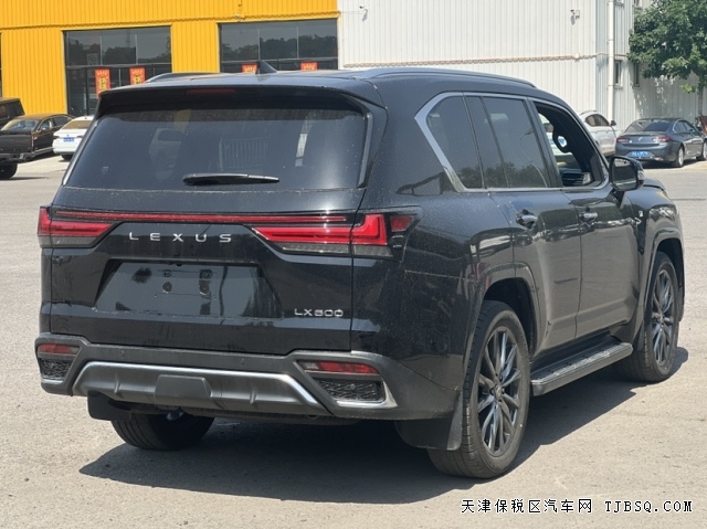 24款雷克薩斯LX600運(yùn)動(dòng)版豪華大型SUV港口現(xiàn)車行情