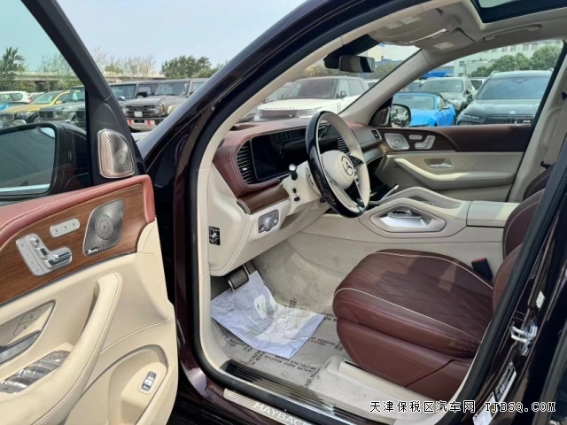 邁巴赫出品24挎包GLS600雙拼外觀四座豪華商務(wù)座駕港口行情