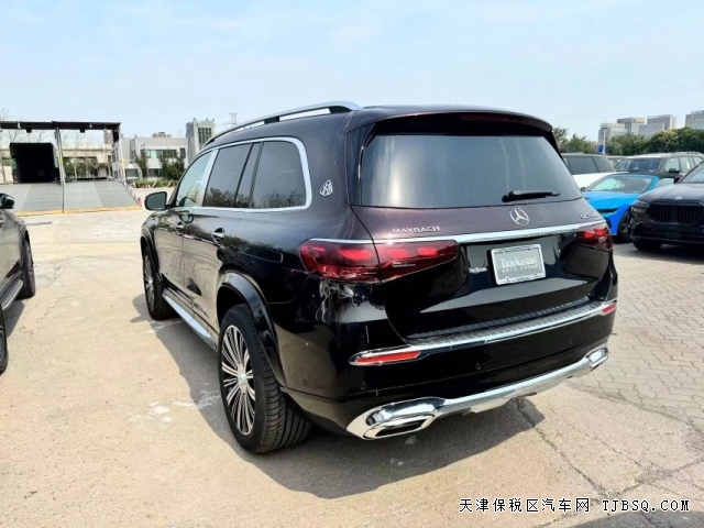 邁巴赫出品24挎包GLS600雙拼外觀四座豪華商務(wù)座駕港口行情