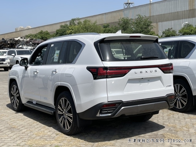中東版雷克薩斯LX600 23款 7座 Signature簽名版港口配置行情