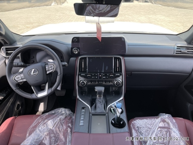 中東版雷克薩斯LX600 23款 7座 Signature簽名版港口配置行情
