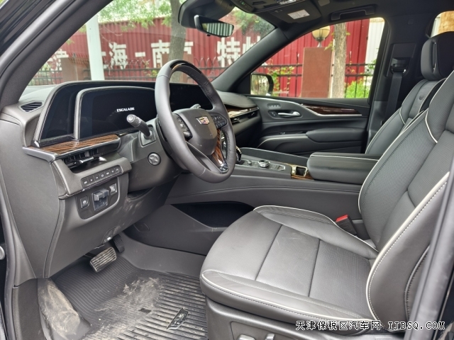 24款加版3.0柴油凱雷德 ESV加長(zhǎng) Premium Luxury 高級(jí)豪華版