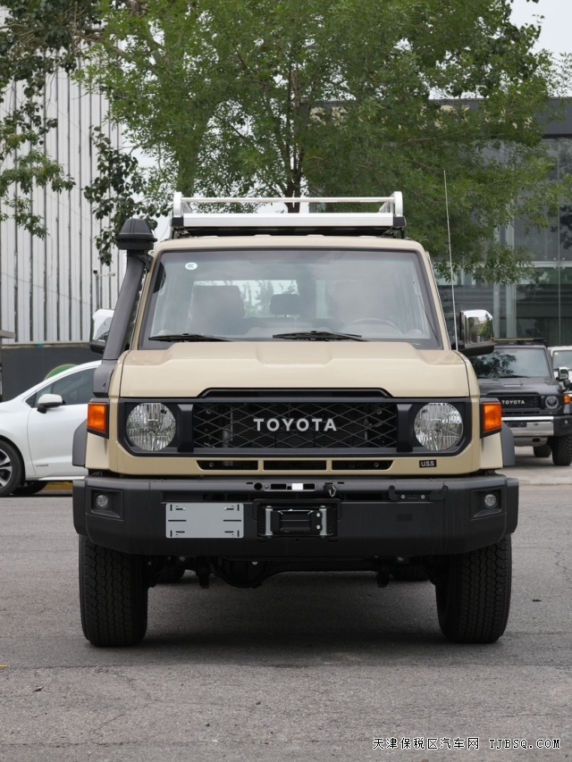 24款豐田L(fēng)C76汽油自動(dòng)擋4.0L港口現(xiàn)車自家車源批發(fā)