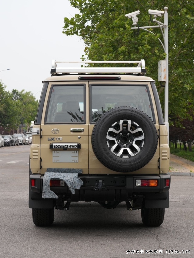 24款豐田L(fēng)C76汽油自動(dòng)擋4.0L港口現(xiàn)車自家車源批發(fā)
