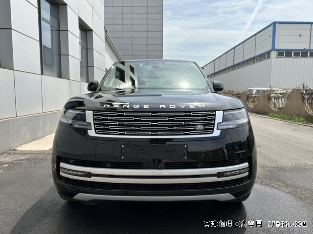 24款路虎攬勝創(chuàng)世加長4.4T V8頂級奢華SUV