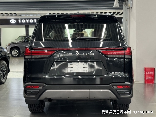 平行進口23款雷克薩斯LX500d柴油3.3T港口最新行情