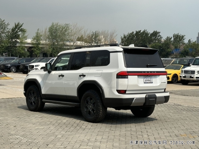 美版雷克薩斯GX550 24款 5座 Overtrail越野六缸3.4T