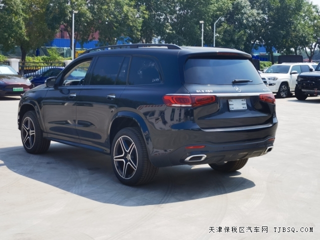 23款美規(guī)奔馳GLS450滿配AMG抬顯電吸門雷測特價97萬