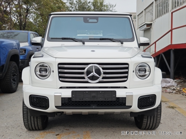 25款奔馳G450d柴油版港口現(xiàn)車(chē)接受預(yù)定160萬(wàn)體驗(yàn)改款車(chē)型