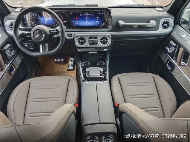 25款奔馳G450d柴油版港口現(xiàn)車(chē)接受預(yù)定160萬(wàn)體驗(yàn)改款車(chē)型
