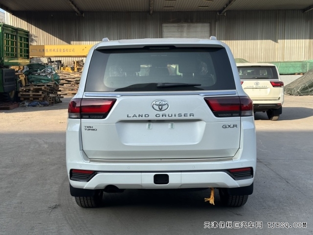 24款豐田酷路澤LC300GXR科威特滿配3.5TT港口最優(yōu)質(zhì)車型