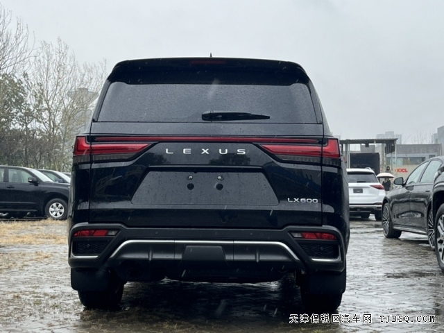 24款雷克薩斯LX600美規(guī)運(yùn)動(dòng)版全尺寸SUV都能選配什么配置