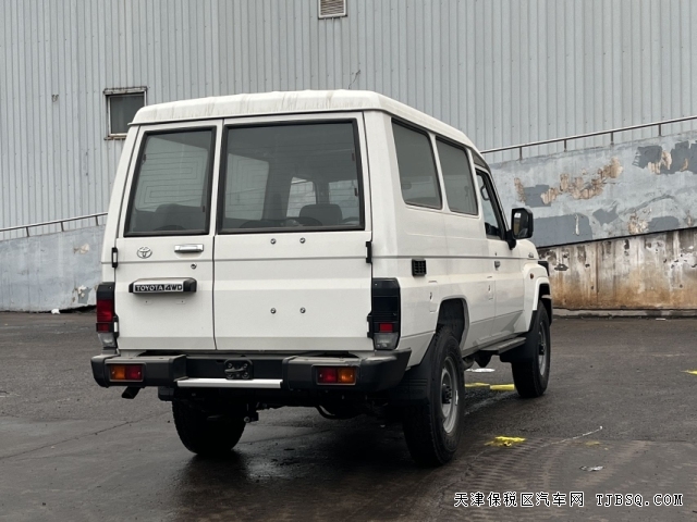 強大耐用的24款豐田自動擋LC78柴油2.8T超長續(xù)航2000公里