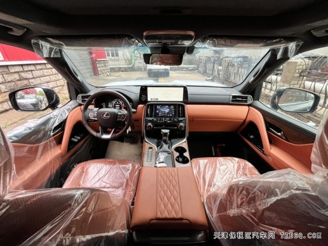 中東版大油箱雷克薩斯LX600四座VIP港口最新配置行情