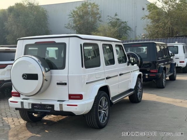 全新升級改款25款韓版奔馳G450D柴油三把鎖港口順利通關(guān)