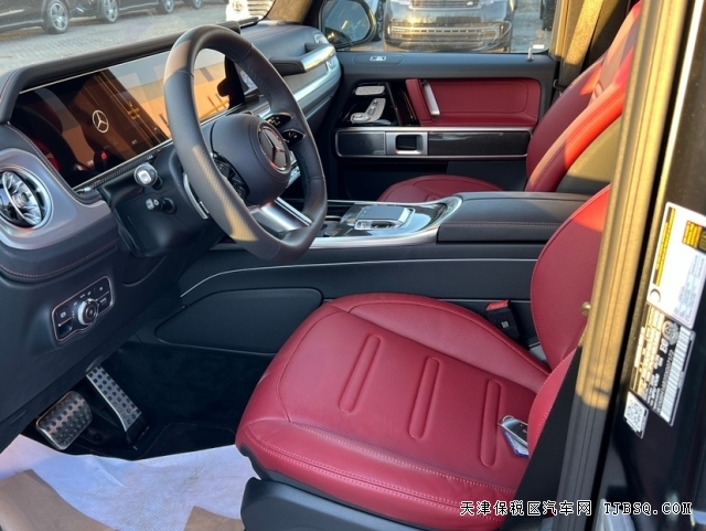 2025款加版奔馳G550磨砂黑港口現(xiàn)車售全國