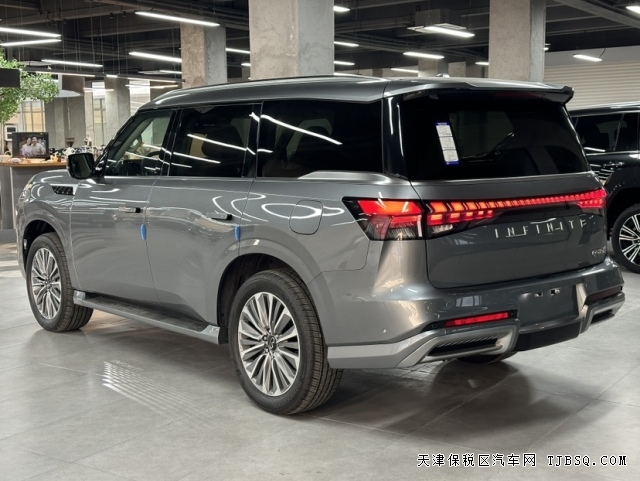 日系全尺寸SUV25款英菲尼迪QX80搭載3.5T新款發(fā)動(dòng)機(jī)