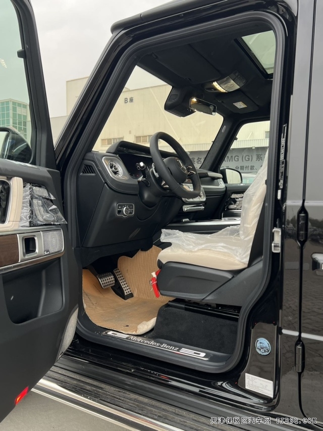 25款奔馳G450d柴油三把鎖全新升級(jí)港口現(xiàn)車(chē)