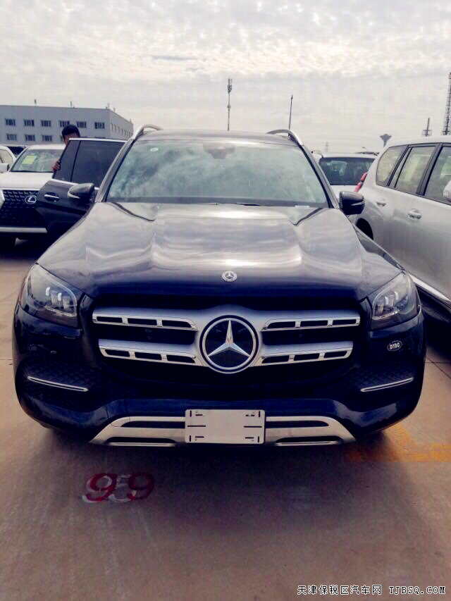 奔馳GLS450 20款 6座 全景20輪 現(xiàn)車 手續(xù)齊