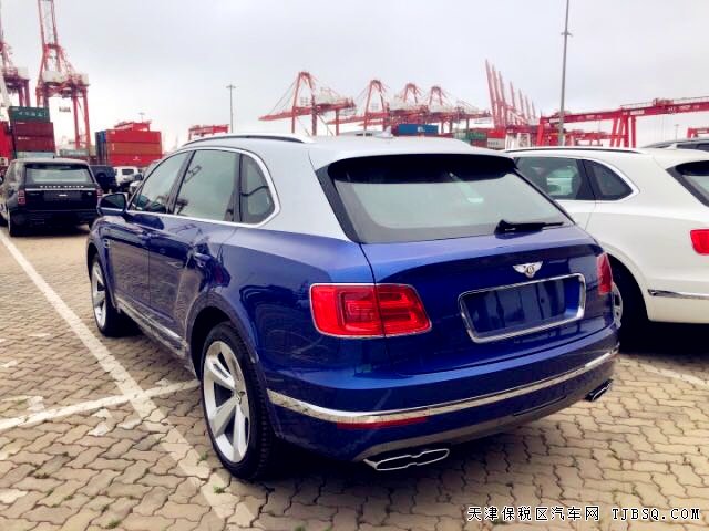 20款賓利添越4.0T四座行政版 港口現(xiàn)車特惠僅售275萬
