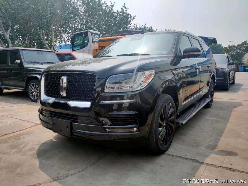領(lǐng)航員 21款 3.5T 四驅(qū) 長(zhǎng)軸 Reserve