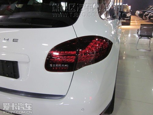 保時(shí)捷卡宴中規(guī)美規(guī)版現(xiàn)車天津最低報(bào)價(jià)