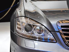 奔馳S全系顏色齊全 現(xiàn)車報價優(yōu)惠15個點(diǎn)