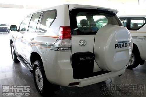 豐田霸道2700現(xiàn)車充足超低價(jià)38.6萬鉅惠