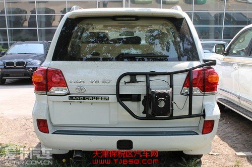 2013款豐田酷路澤5700中東版超低折扣賀歲