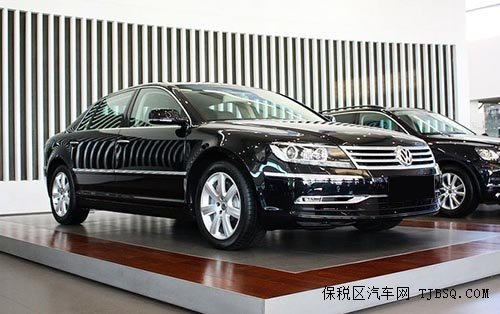 大眾輝騰 黑色現(xiàn)車僅75萬感受低調(diào)大氣