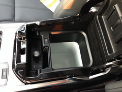 14款路虎攬勝運(yùn)動版 前后座椅通風(fēng)現(xiàn)車