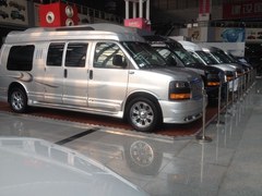 GMC商務(wù)之星6.2米/5.7米 新款房車(chē)特賣(mài)