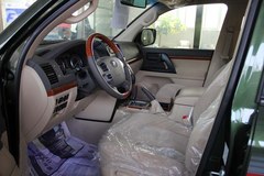 豐田酷路澤4000 天津港現(xiàn)車促銷大酬賓