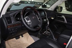 豐田酷路澤5700全網(wǎng)最低價(jià) 2014款現(xiàn)車